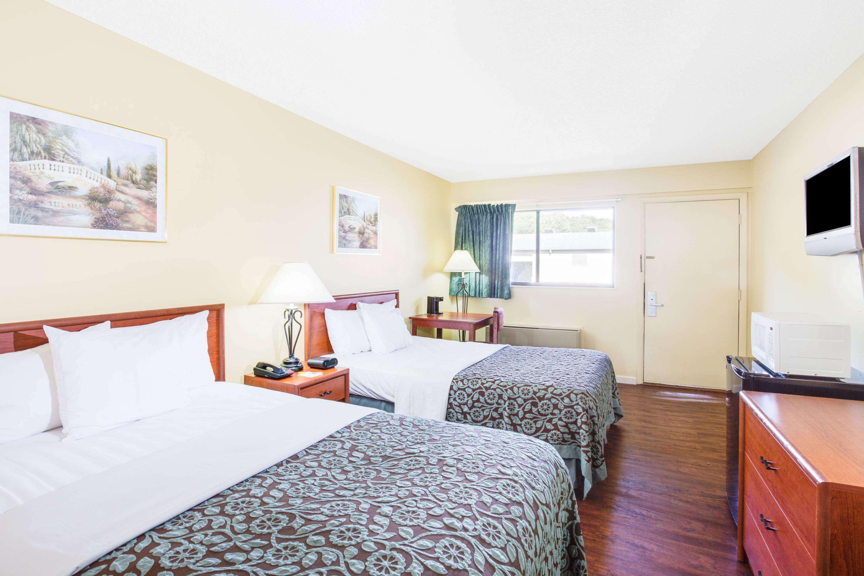 Days Inn By Wyndham Athens Extérieur photo