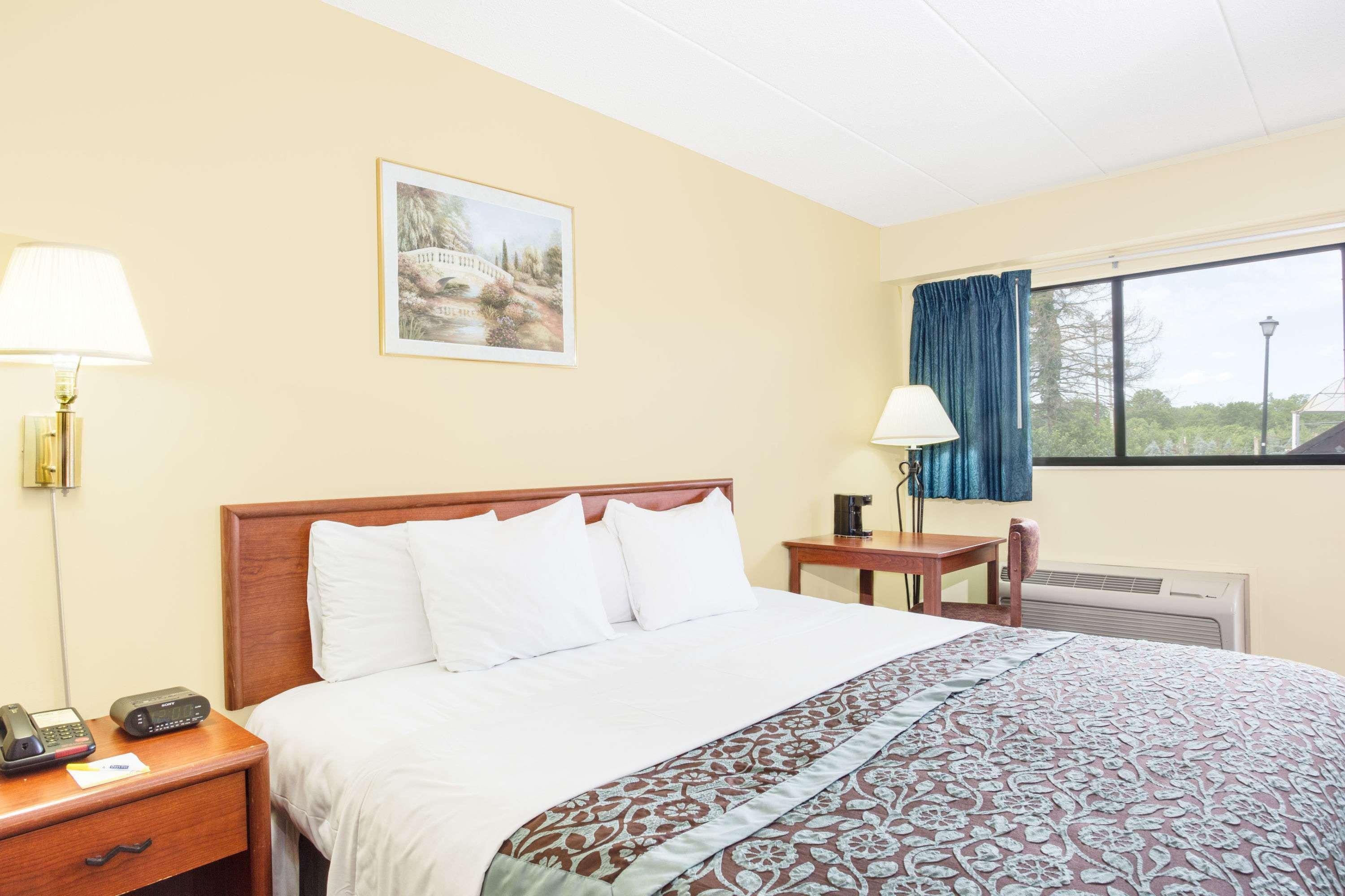 Days Inn By Wyndham Athens Extérieur photo