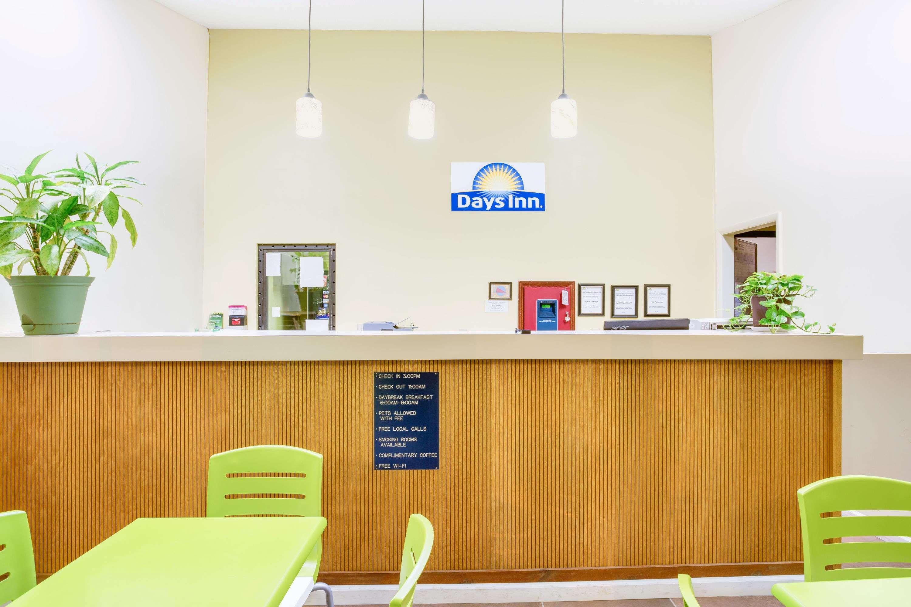 Days Inn By Wyndham Athens Extérieur photo
